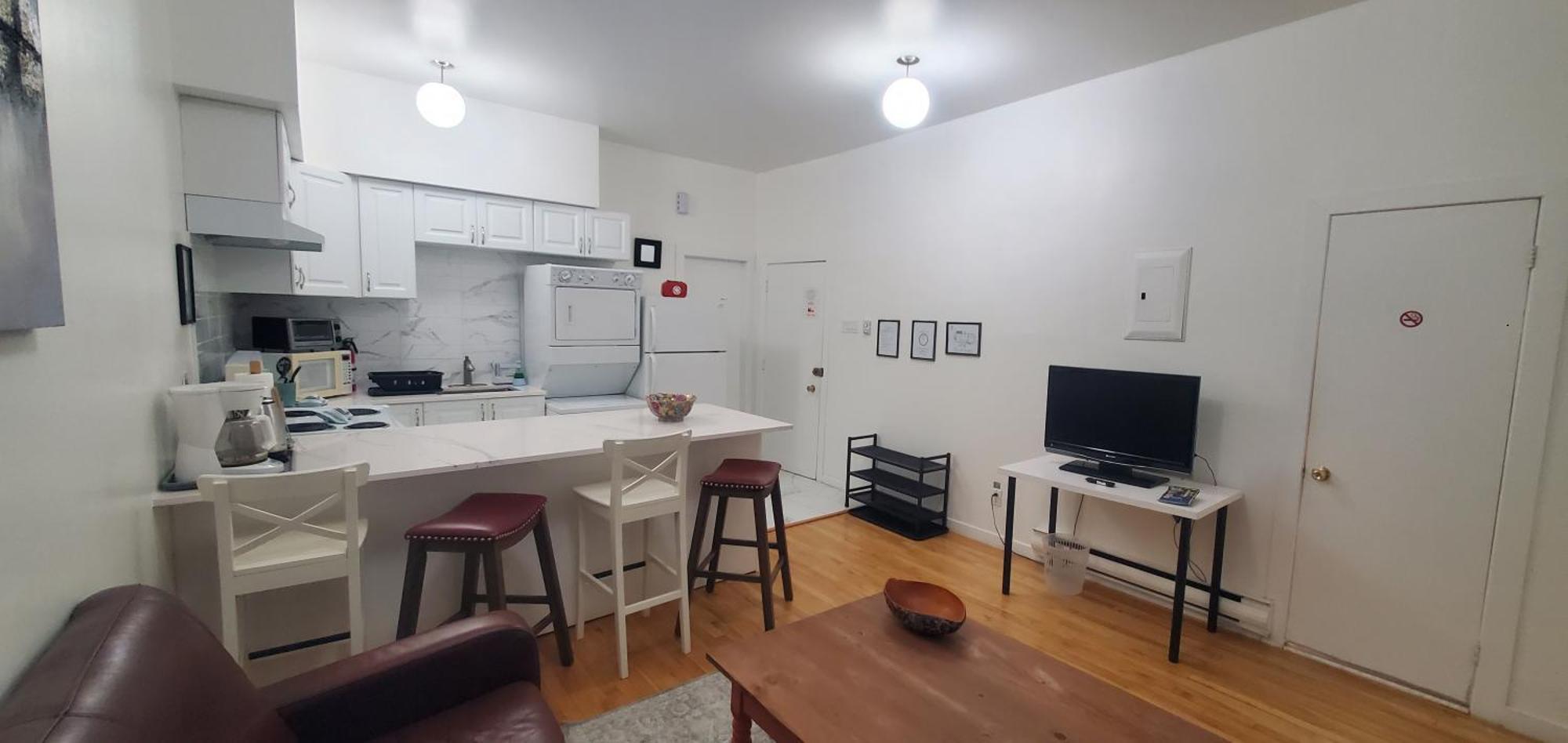 モントリオール Heart Of Mtr For Memorable Experience 7Minmetro 2 Backyard Fully Equippedヴィラ エクステリア 写真